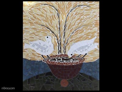Céramique, une mosaique, deux colombes boivent à une fontaine